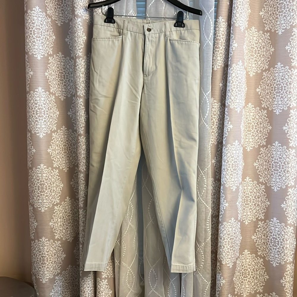 Mens dockers khaki Pants size 34 x 30